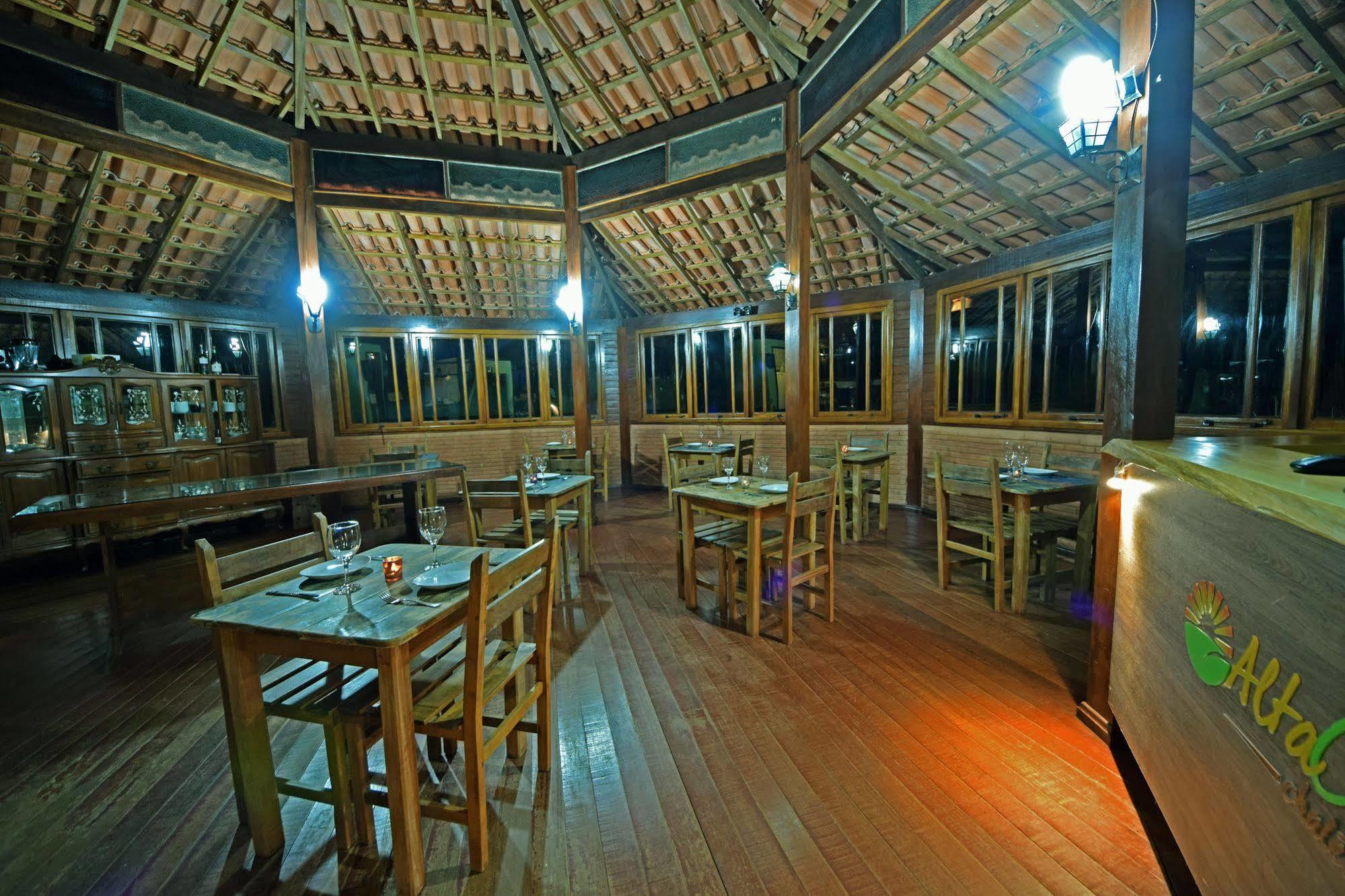 Alta Colina Lodge Sao Pedro da Serra (Rio de Janeiro)